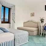 ماريا 4*