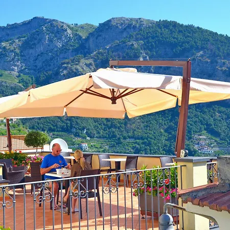 ベッド・アンド・ブレックファスト マリア