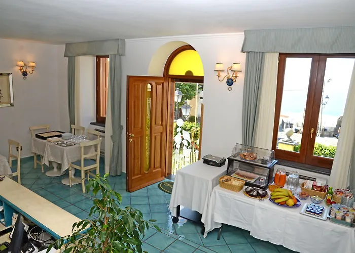 Maria Bed & Breakfast 4*